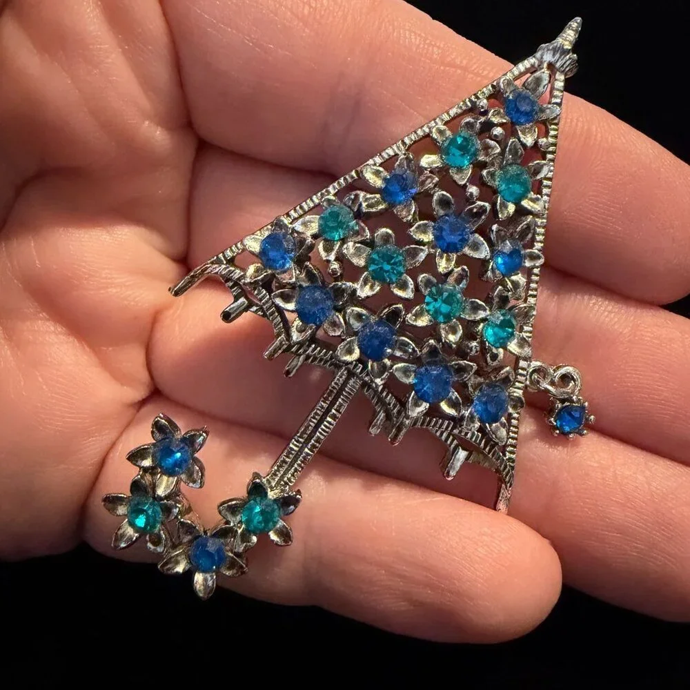 VTG Blue rhinestone Umbrella brooch pin silver tone Flowers‎ 00s sparkle